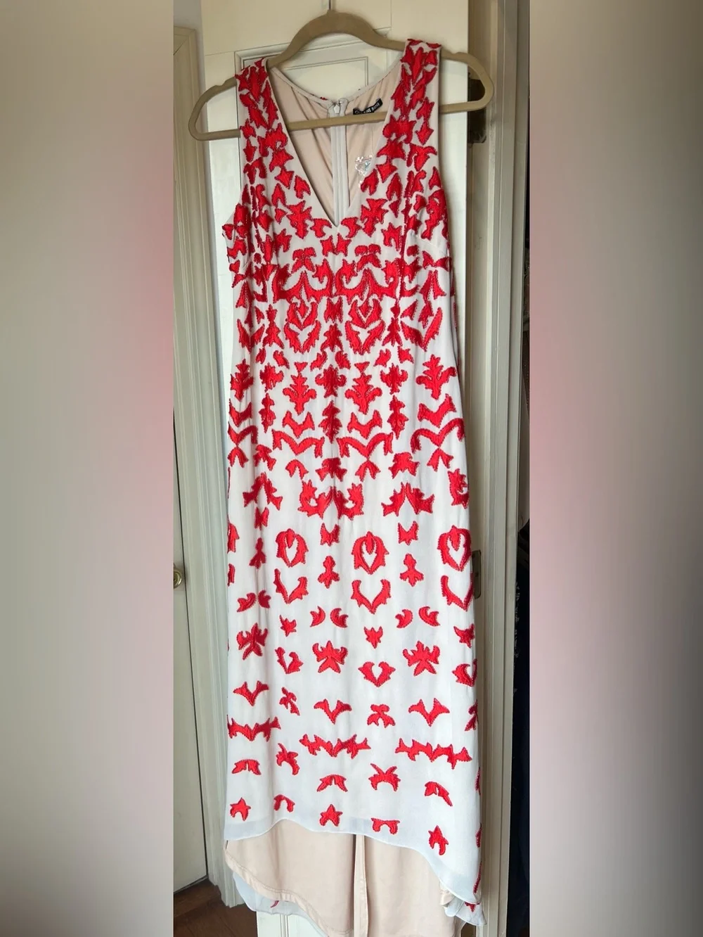 Gianni Bini Cream High-Low Dress with Red Floral Appliqué